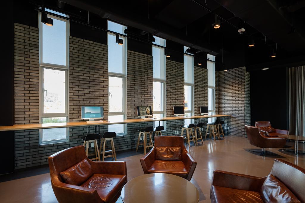 Nest Hotel Incheon Luaran gambar Library